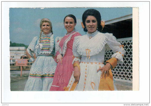 Participants of rural holiday - women in folk costumes - 1970 - Mexico - unused - JH Postcards