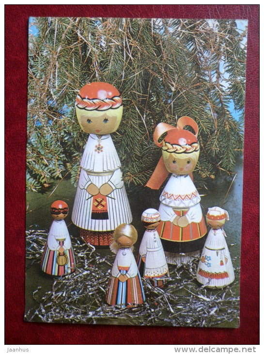 New Year Greeting card - wooden dolls in Estonian folk costumes - 1983 - Estonia USSR - used - JH Postcards
