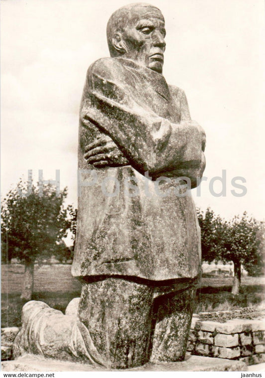 sculpture by Kathe Kollwitz - Der Vater - German art - Germany DDR - unused - JH Postcards