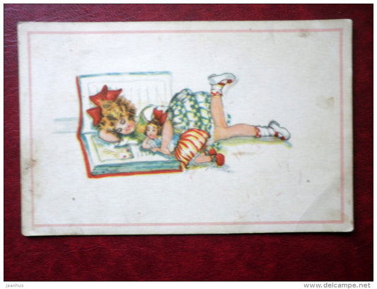Girl with doll readin a book - 2075 - Wenau Brabant - circulated in Estonia - Austria - used - JH Postcards
