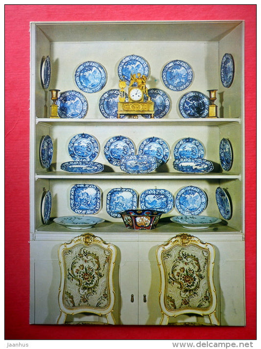 Glass case containing Wedgewood and Tyn porcelain - Cervená Lhota Castle - Czech Republic - Czechoslovakia - unused - JH Postcards