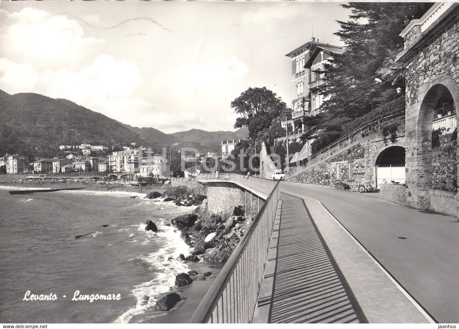Levanto - Lungomare - Sea Side Alley - 1970 - Italy - used - JH Postcards