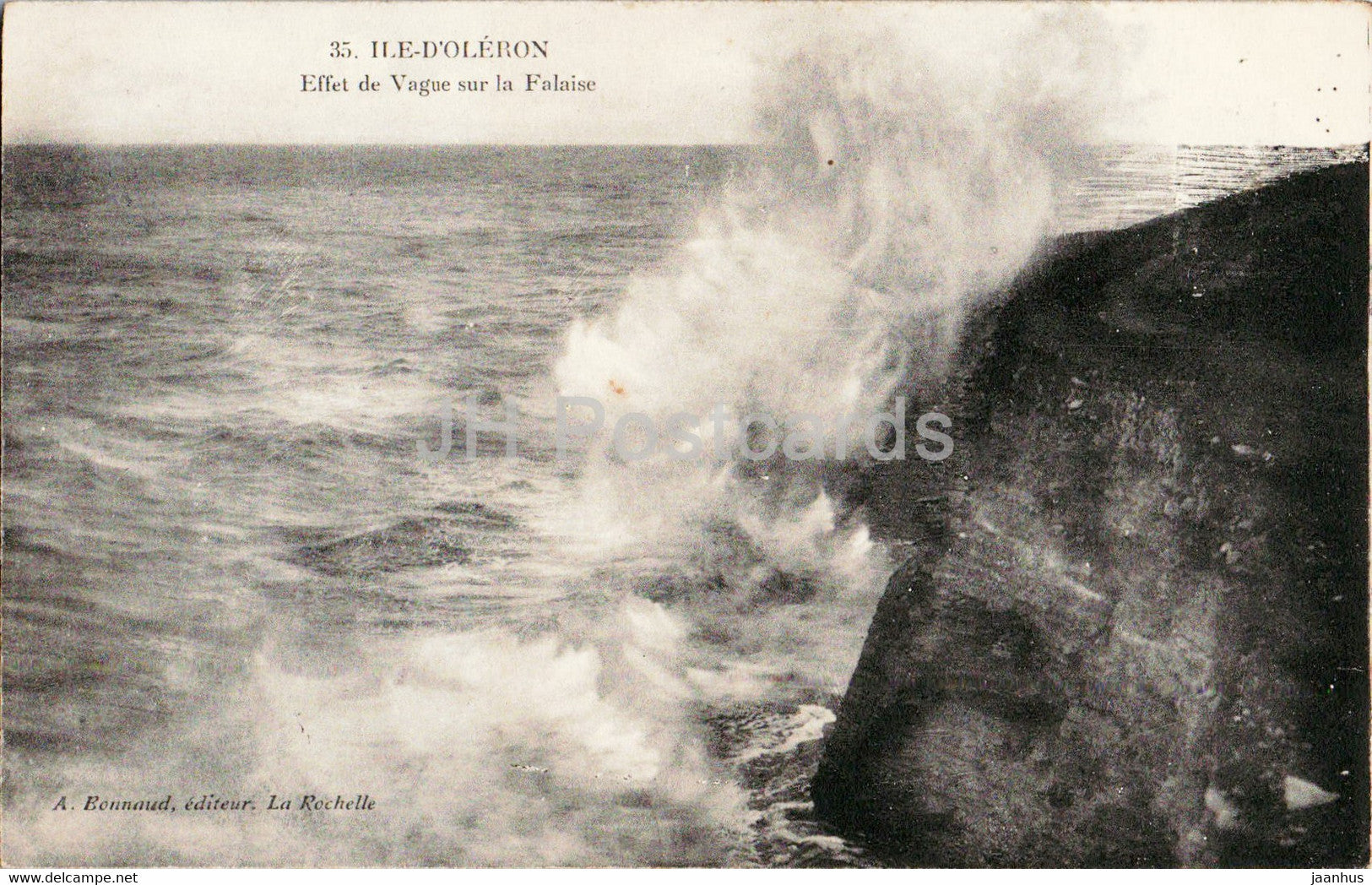 Ile D'Oleron - Effet de Vague sur la Falaise - 35 - old postcard - France - unused - JH Postcards