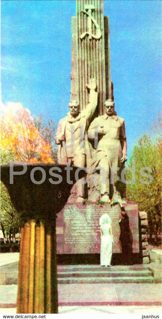 14 Turkestan comissars monument - 1 - Tashkent - Toshkent - 1980 - Uzbekistan USSR - unused - JH Postcards