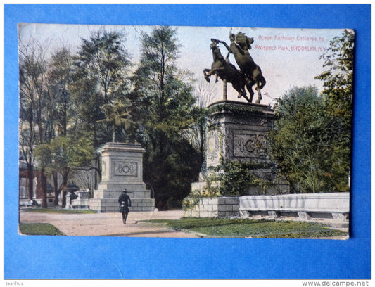 Ocean Parkway , Entrance to the  Prospect Park - New York , Brooklyn - sent from USA to Tsarist Russia 1910 - USA - used - JH Postcards