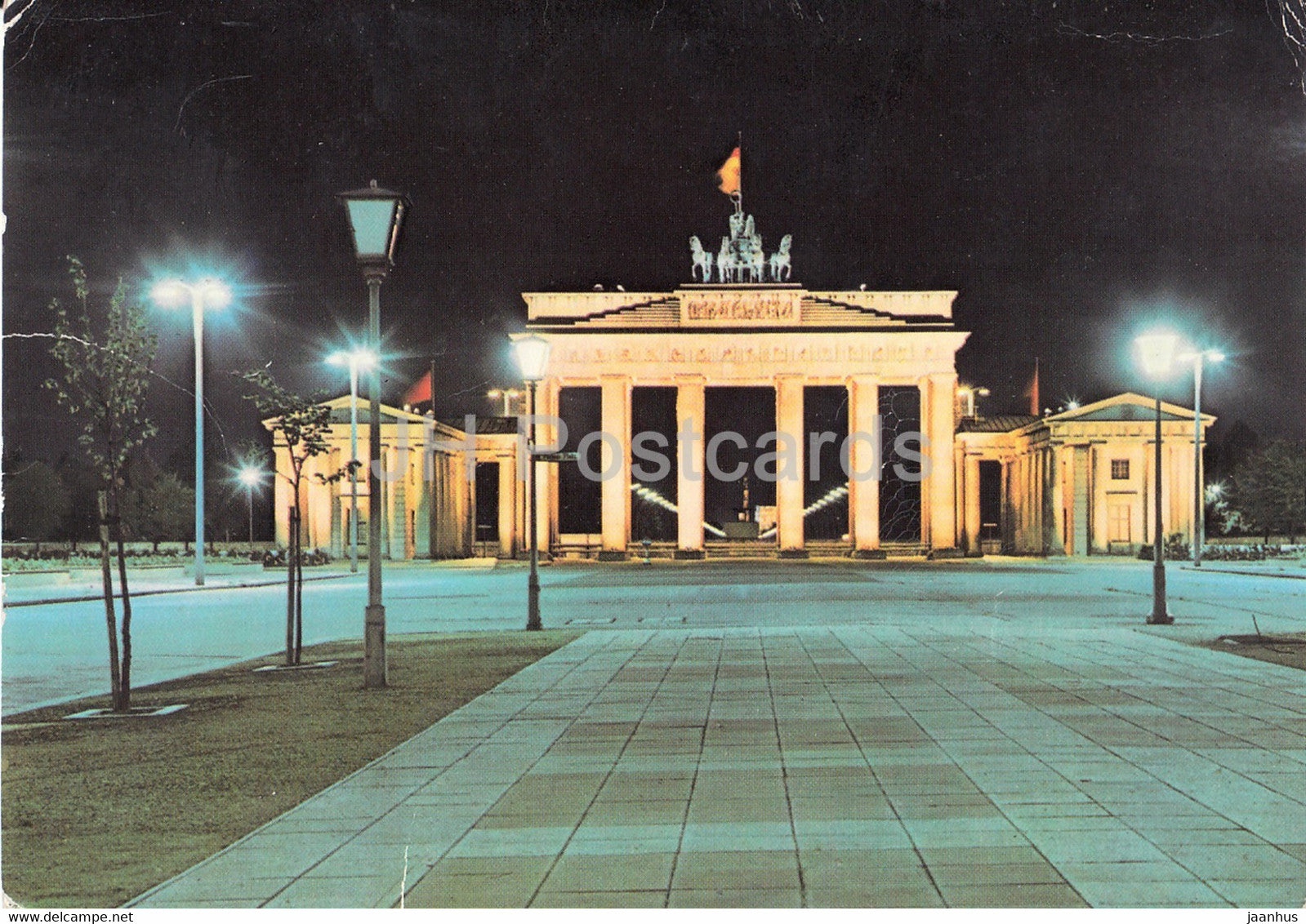 Berlin - Branderburger Tor - Germany DDR - used - JH Postcards