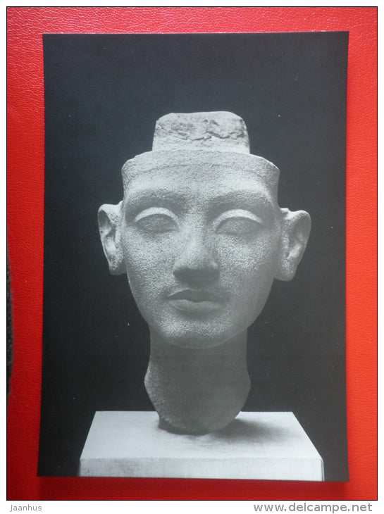 Queen`s Portrait , 1360 BC - Sculptures of Ancient Egypt - old postcard - Germany DDR - unused - JH Postcards
