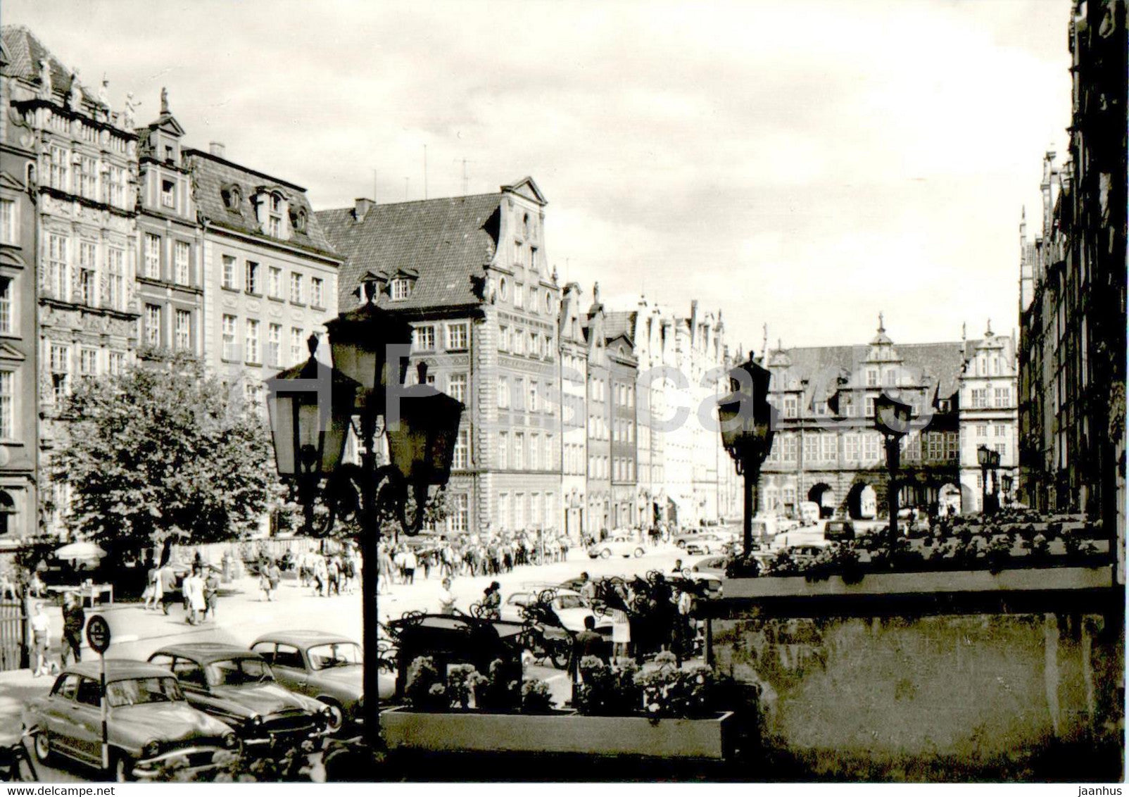 Gdansk - Dlugi Targ - Long Market - car - Poland - unused - JH Postcards
