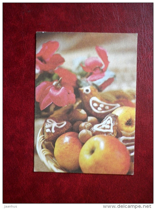 New Year mini Greeting card - Gingerbread - apples - flowers - 1985 - Estonia USSR - used - JH Postcards