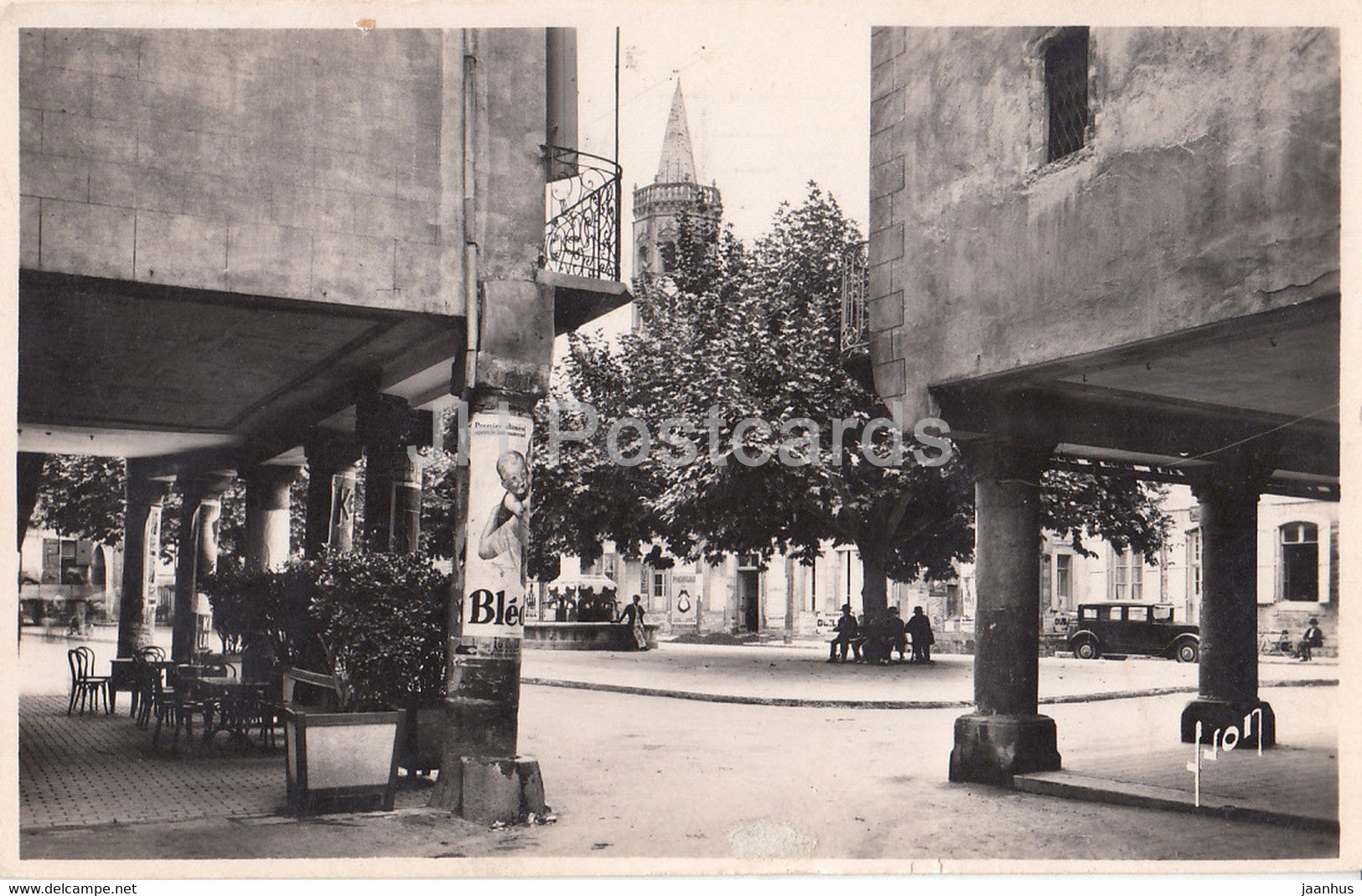 Millau - Place de l'Hotel de Ville - Aveyron - 945 - 1955 - France - used - JH Postcards