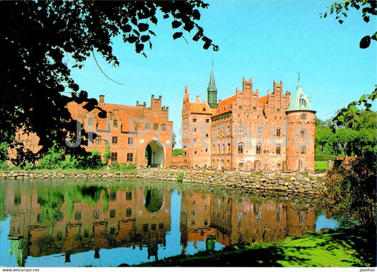 Egeskov Slot - castle - Denmark - unused - JH Postcards