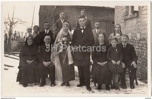 married couple - women and men - group photo - old postcard - 2 - unused - JH Postcards