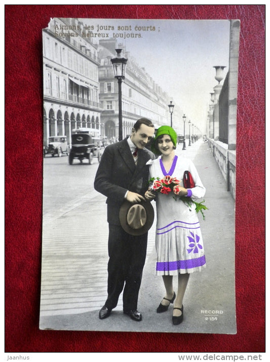 man and woman - couple - old cars - RECORD 2154 - circulated in 1931 - Estonia - used - JH Postcards