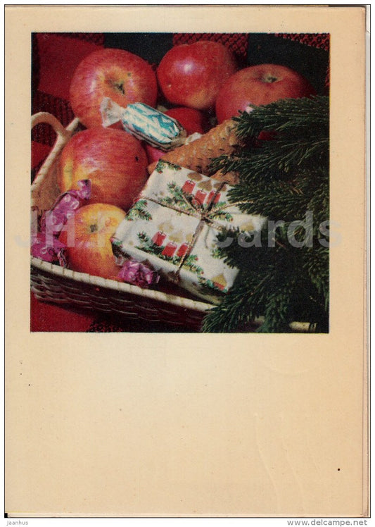 New Year Greeting Card - apples - gifts - 1970 - Estonia USSR - used - JH Postcards