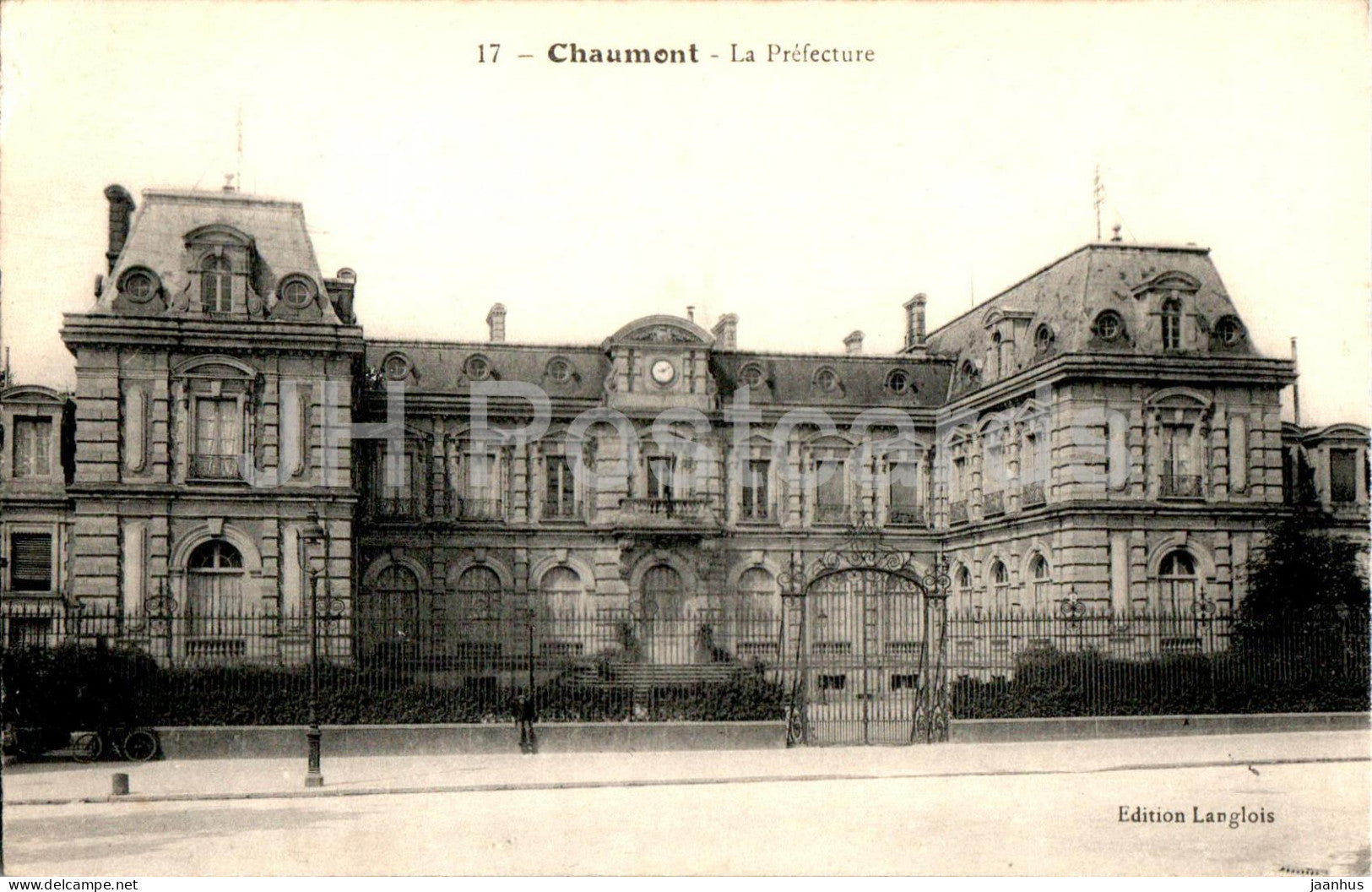 Chaumont - La Prefecture - 17 - old postcard - France - used - JH Postcards