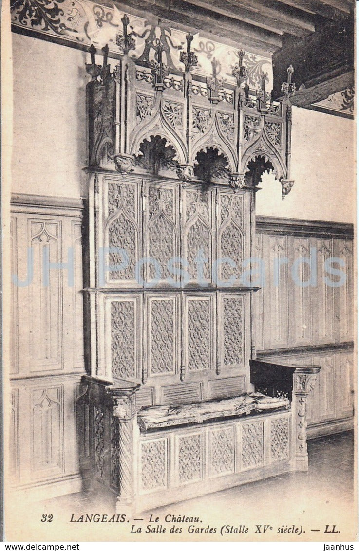 Langeais - Le Chateau - La Salle des Gardes - castle - 32 - old postcard - France - unused - JH Postcards