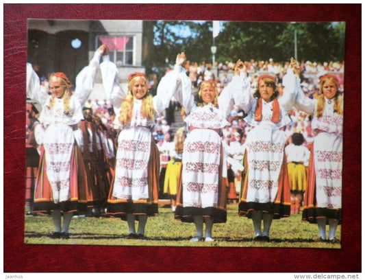 Kärdla High School girls at folk dance festival in Tallinn - Hiiumaa island - 1977 - Estonia USSR - unused - JH Postcards