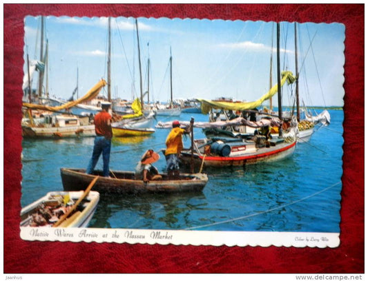 Nassau in the Bahamas - Native Wares arrive at the Nassau Market - boat - 1964 - Bahamas - unused - JH Postcards