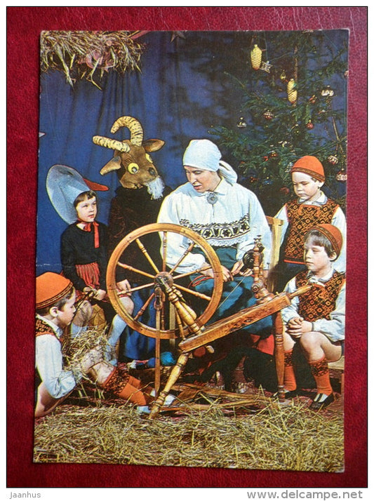 New Year Greeting card - spinning wheel - people in folk costumes - 1981 - Estonia USSR - unused - JH Postcards