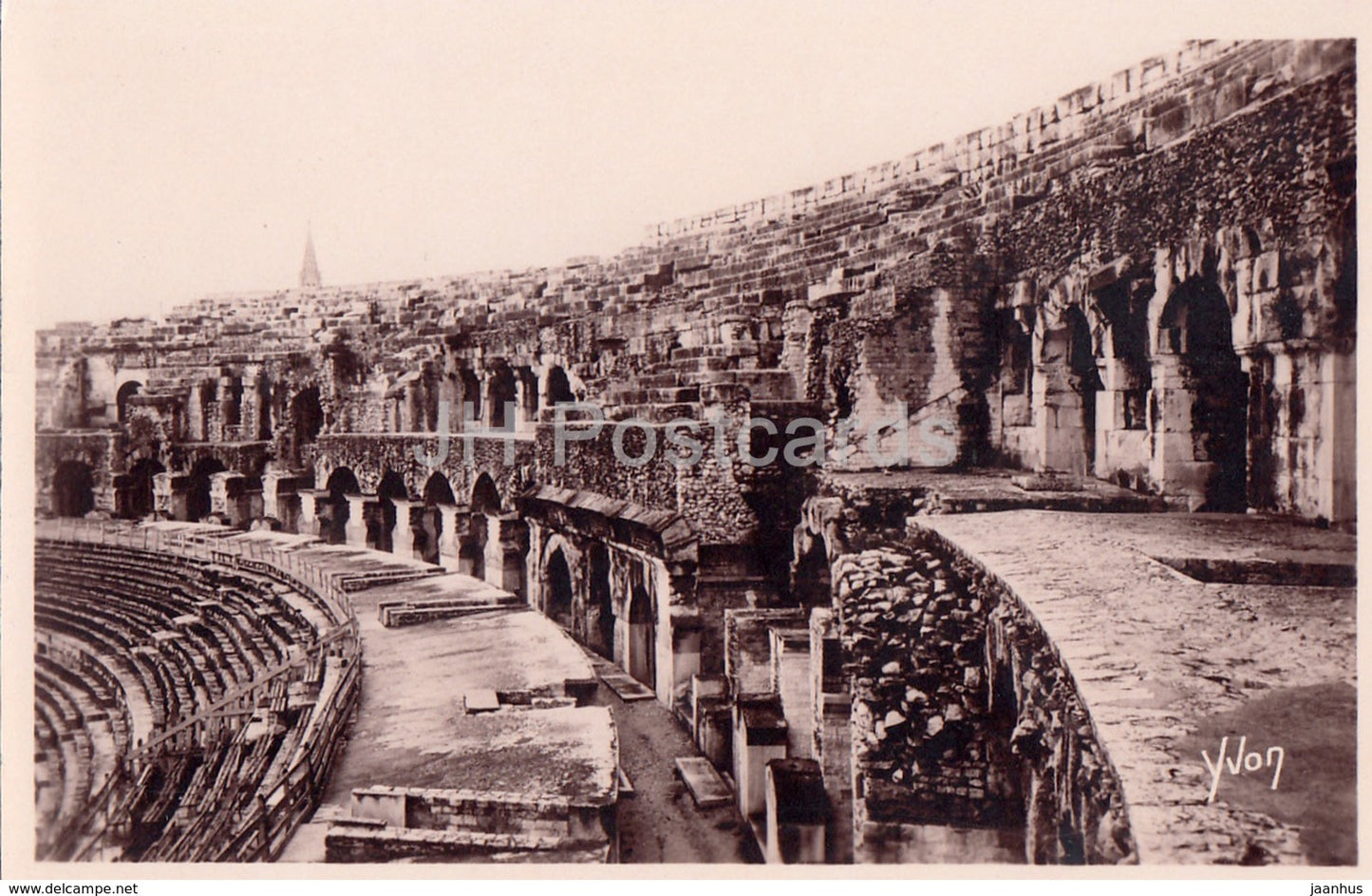 Nimes - Interieur des Arenes - Galeries et Gradins - 4 - old postcard - France - unused - JH Postcards