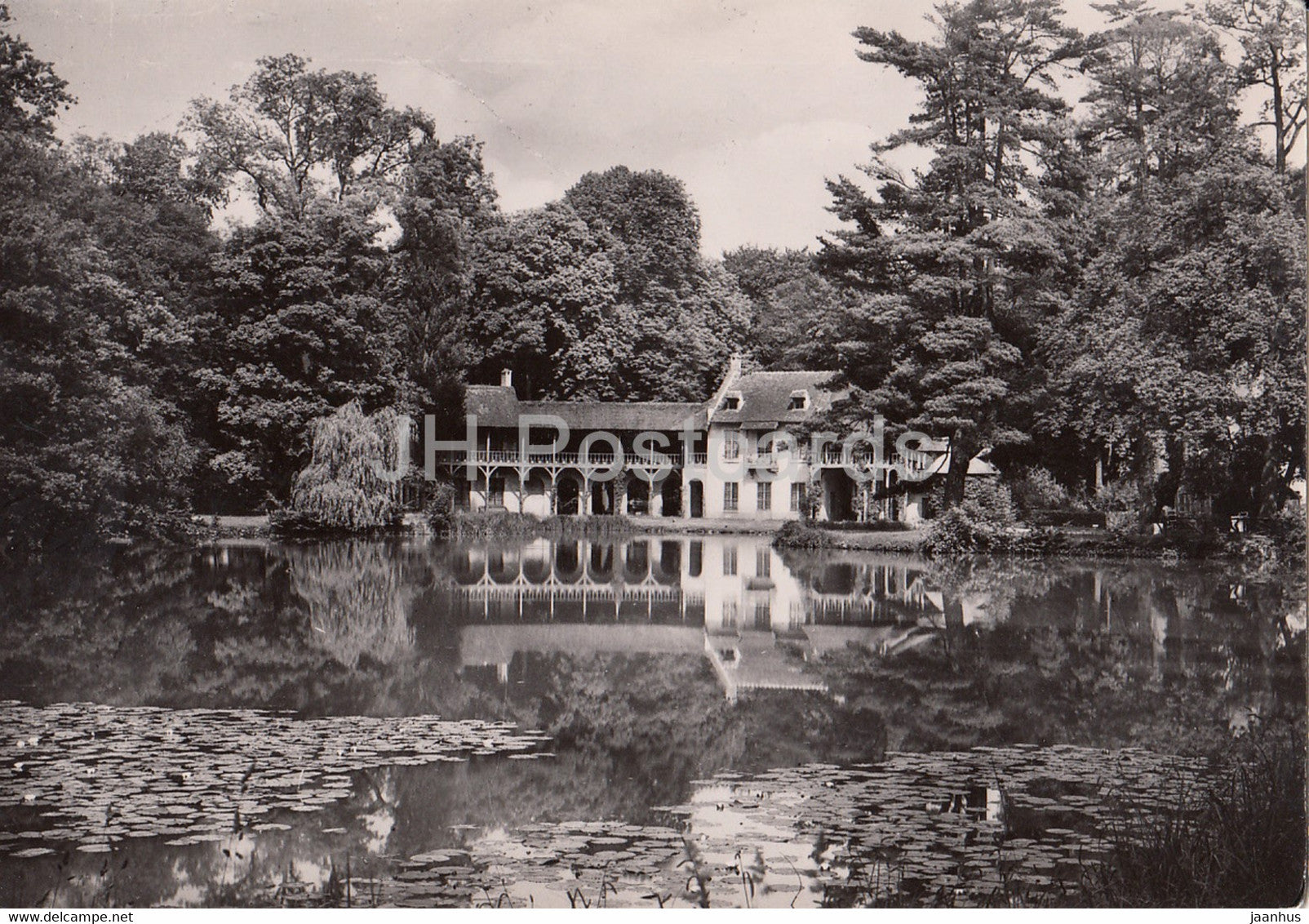 Versailles - Trianon - Hameau de la Reine - La Maison de la Reine - France - unused - JH Postcards