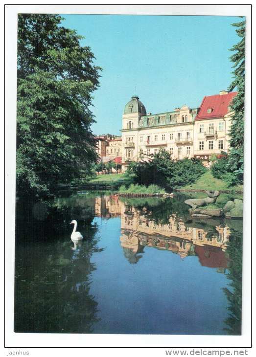 Pond in the Spa Park - swan - Marianske Lazne - Czech Republic - unused - JH Postcards