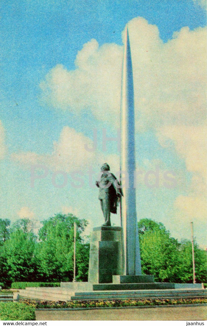 Kaluga - monument to Tsiolkovsky - 1971 - Russia USSR - unused - JH Postcards
