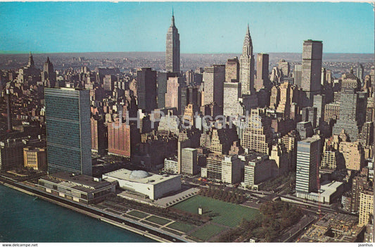 New York City - United Nations from the East River - 1970 - USA - used - JH Postcards