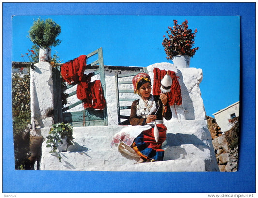 Spinning in the Yard - Crete - woman - handicraft - EUROPA CEPT - sent from Greece to Finland 1977 - Greece - used - JH Postcards
