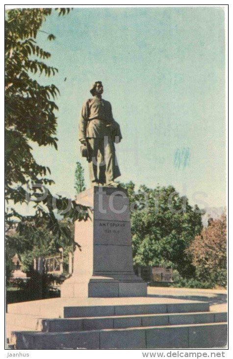 monument to M. Gorky - Yalta - 1968 - Ukraine USSR - unused - JH Postcards