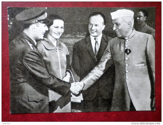 Yuri Gagarin meeting Prime Minister of India Jawaharlal Nehru - cosmonaut - Yuri Gagarin - 1969 - Russia USSR - unused - JH Postcards