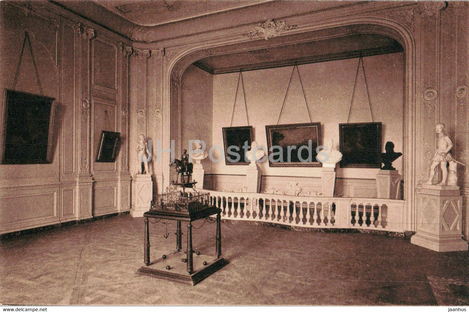 Chambord - Le Chateau Louis XIV - La Salle a manger - 30 - castle - old postcard - France - unused - JH Postcards