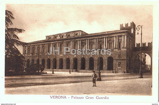 Verona - Palazzo Gran Guardia - palace - old postcard - Italy - unused - JH Postcards