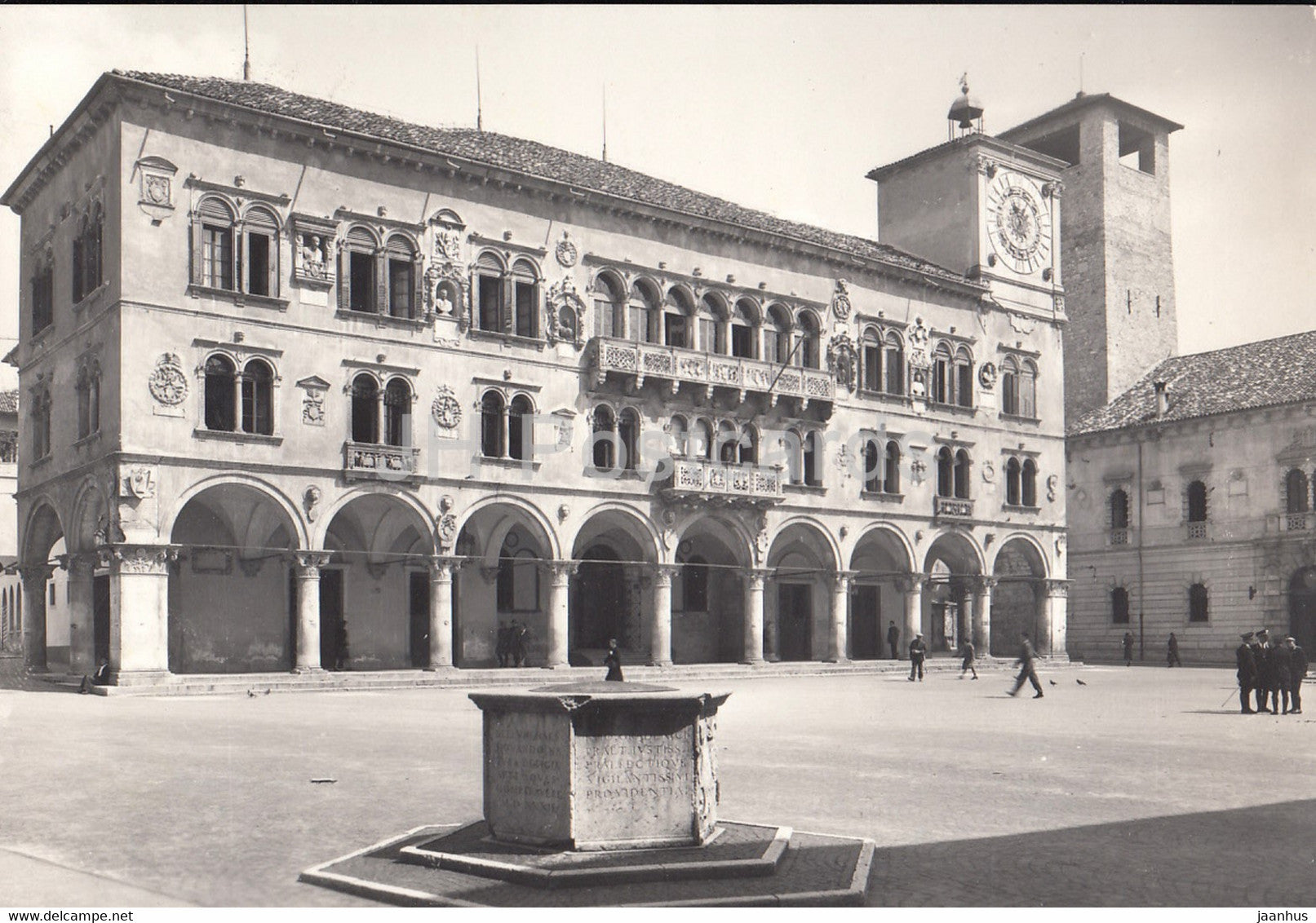 Belluno - 389 m - La Prefettura - The Prefecture - old postcard - Italy - used - JH Postcards
