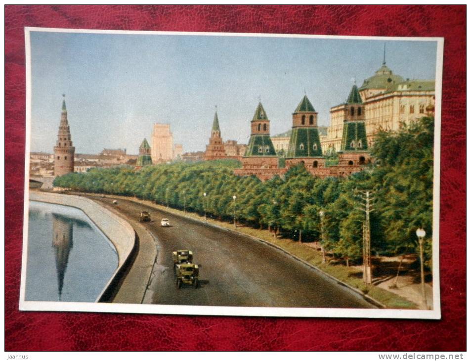 Moscow - Kremlin embankment - car - truck - 1953 - Russia - USSR - unused - JH Postcards