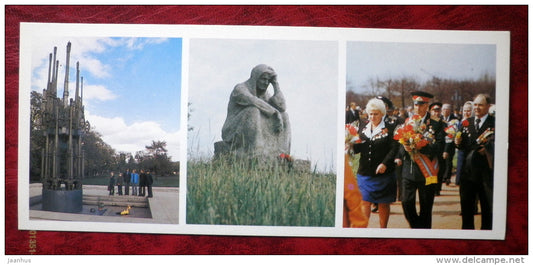 the eternal flame at the tomb of the unknown soldier - Mourning Maid monument - 1983 - Russia - USSR - unused - JH Postcards