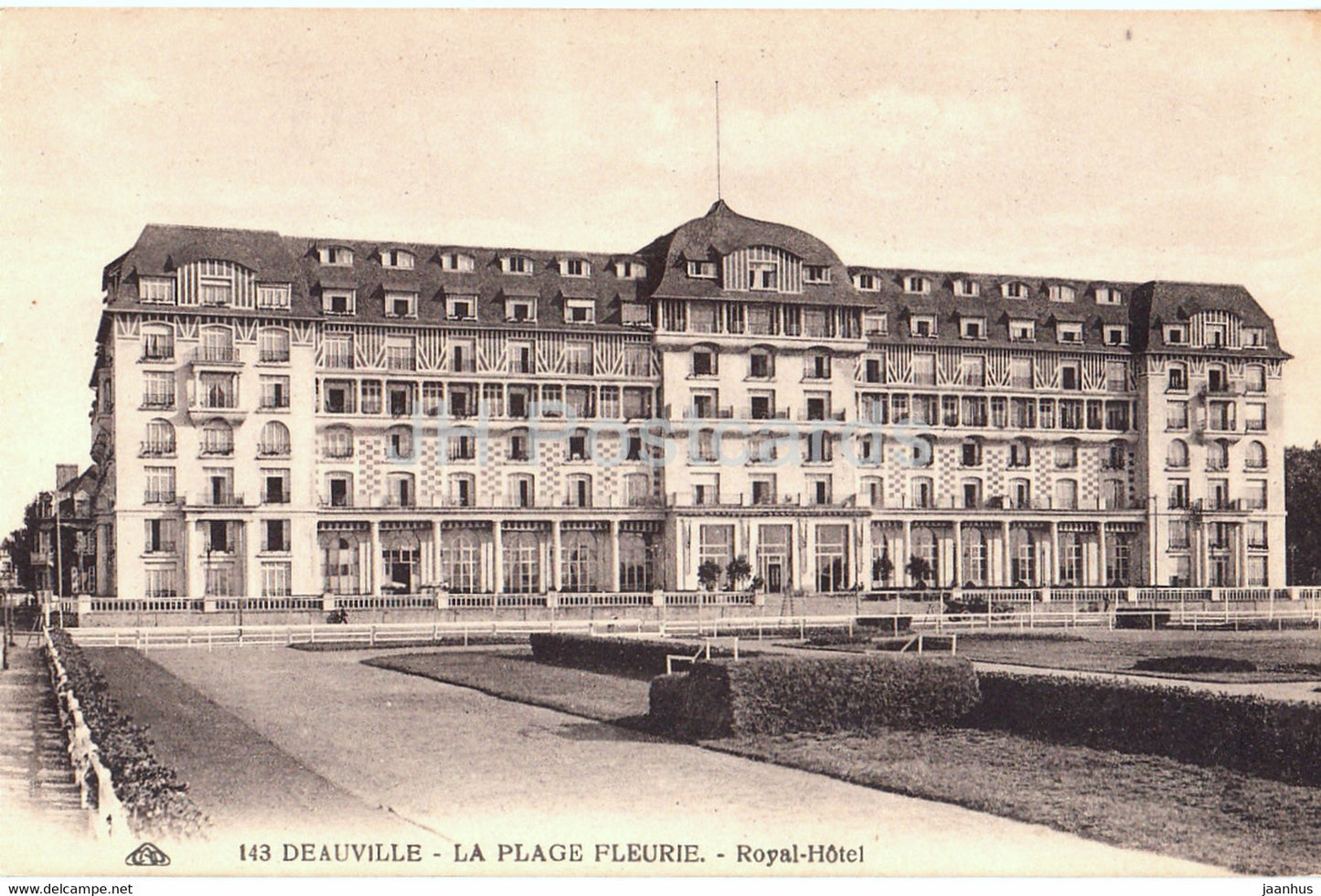 Deauville - La Plage Fleurie - Royal Hotel - 143 - old postcard - France - unused - JH Postcards