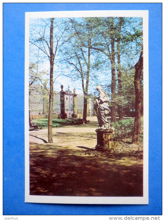 Grille - sculpture - The Summer Gardens - Leningrad - St. Petersburg - 1971 - Russia USSR - unused - JH Postcards