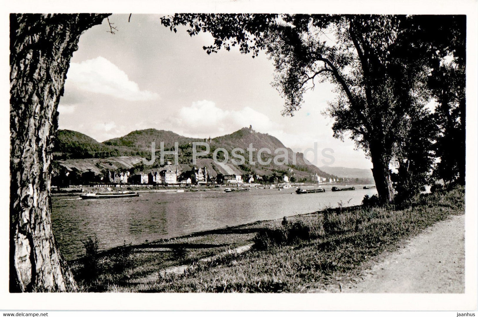 Der Rhein - Blick auf Konigswinter und Drachenfels - old postcard - 1950s - Germany - used - JH Postcards