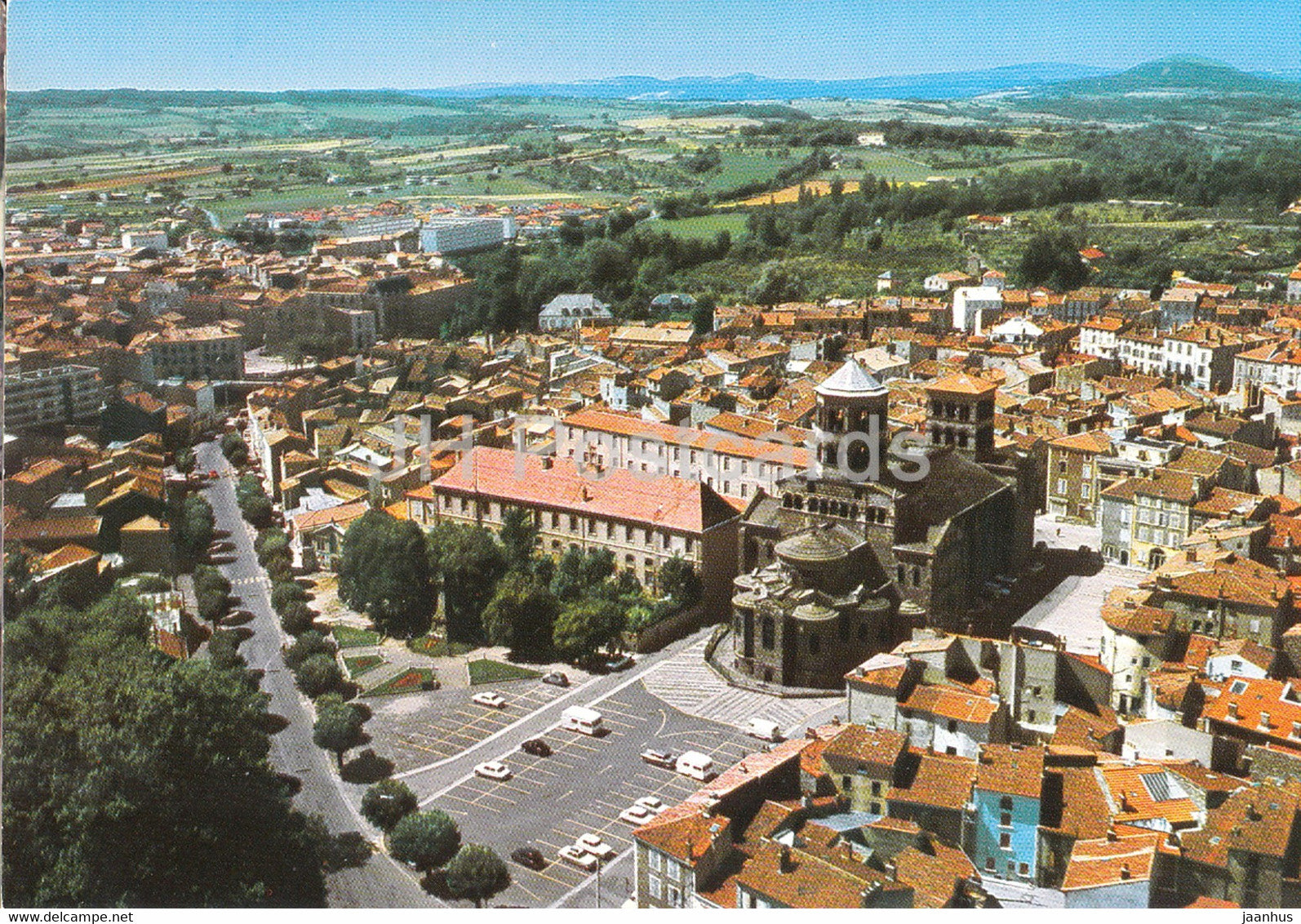 Issoire - Vue Generale - 18 - France - unused - JH Postcards