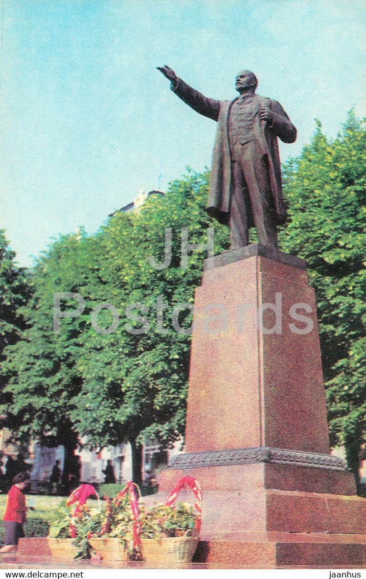 Chernivtsi - monument to Lenin - Ukraine USSR - unused - JH Postcards
