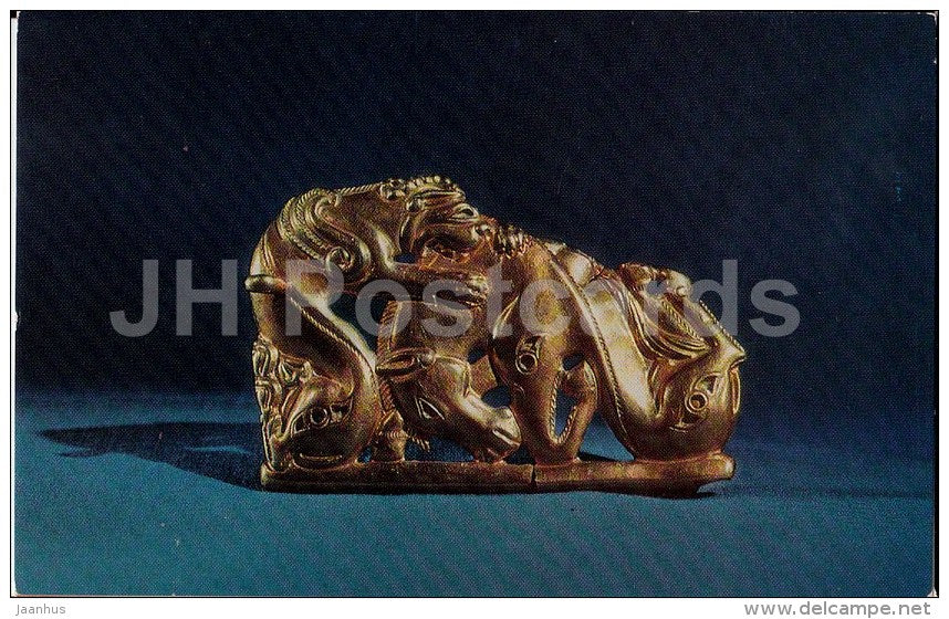 Girdle clasp , gold - winged lion attacking a horse - Western Siberia - Primitive Art - 1971 - Russia USSR - unused - JH Postcards