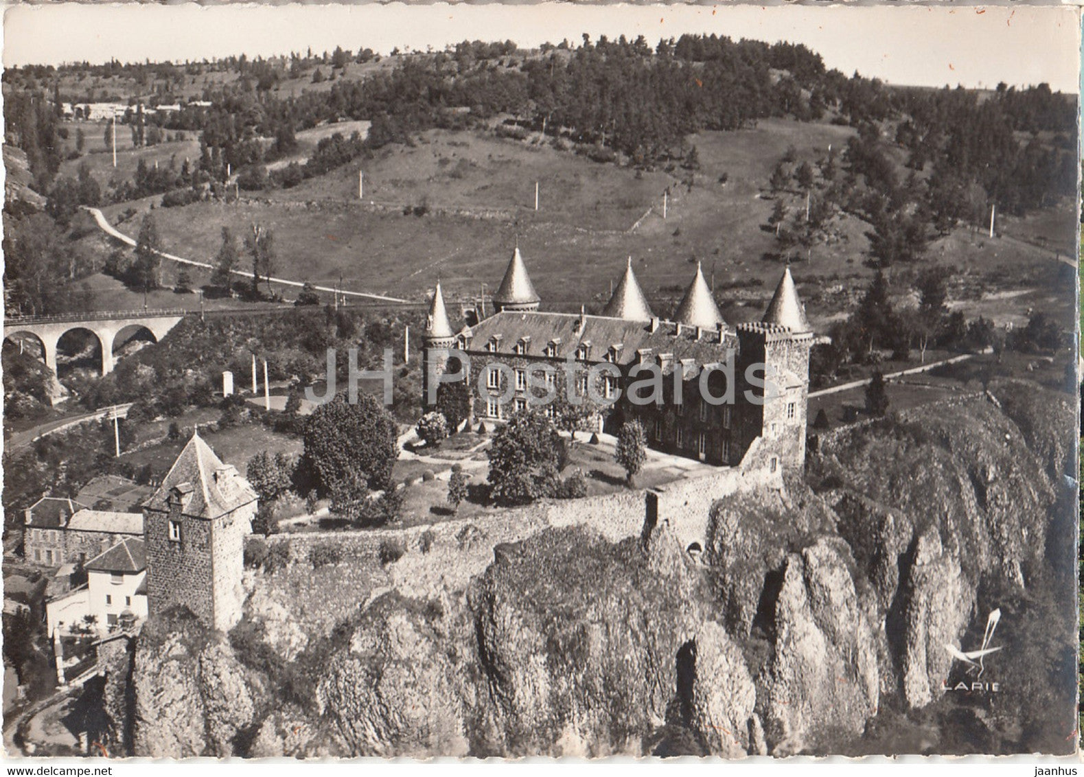 Sailhans - Le Chateau - En Avion Au Dessus de - castle - France - unused - JH Postcards
