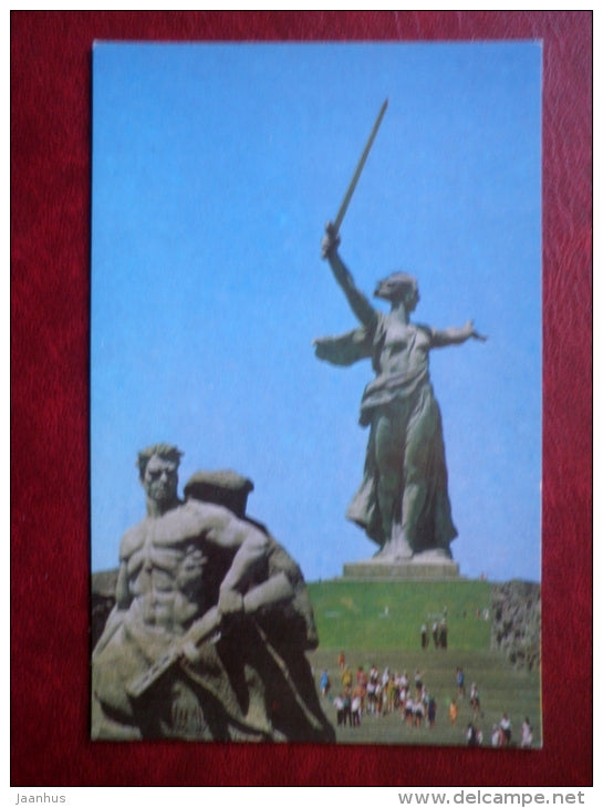 sculpture Home - Mother - Mamayev Kurgan - Volgograd - 1970 - Russia USSR - unused - JH Postcards