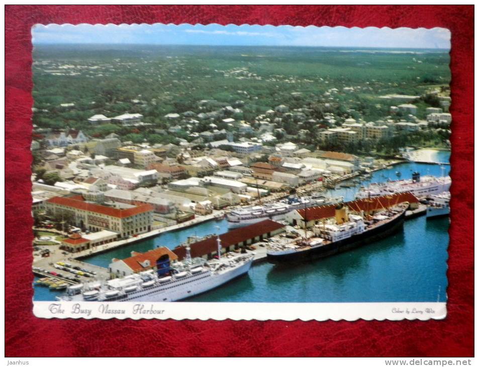 Nassau in the Bahamas - Busy Nassau Harbour - ship - 1964 - Bahamas - unused - JH Postcards