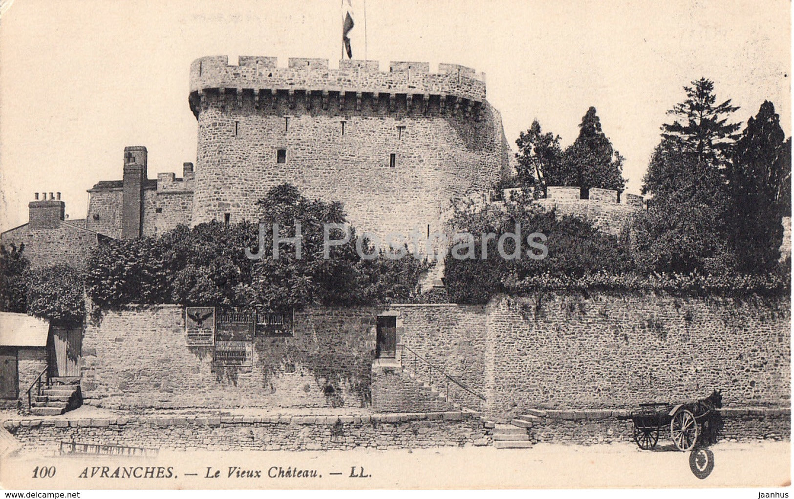 Avranches - Le Vieux Chateau - castle - 100 - old postcard - France - unused - JH Postcards
