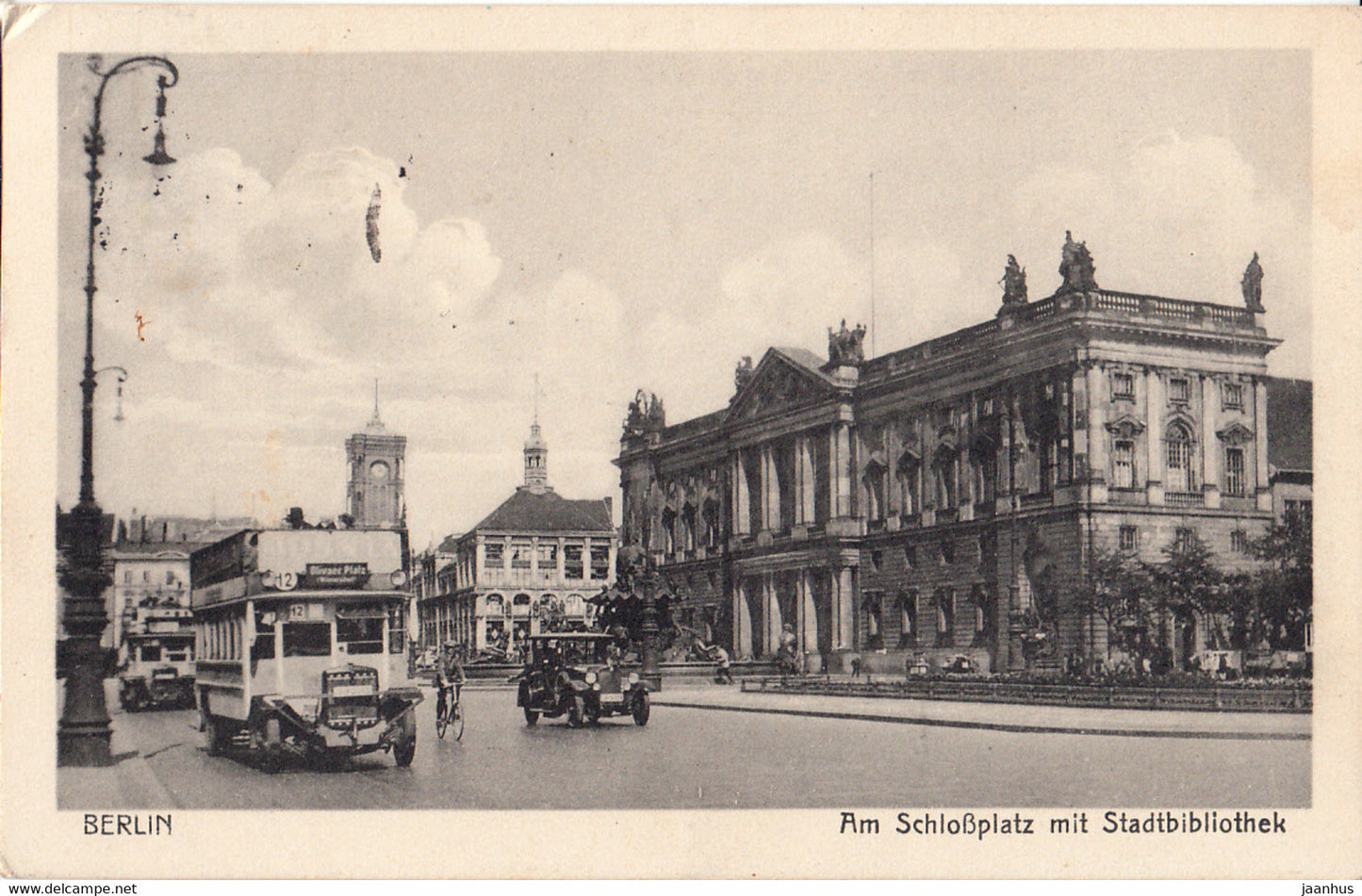 Berlin - Am Schlossplatz mit Stadtbibliothek - library - old car - bus - old postcard - 1930 - Germany - used - JH Postcards