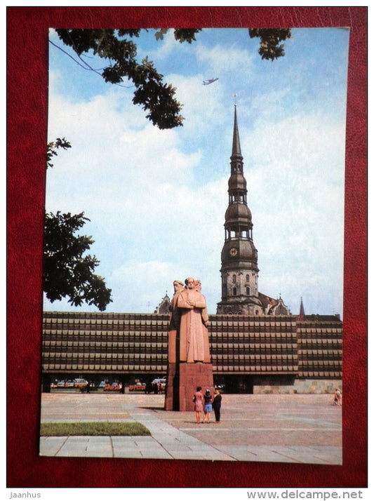 The Latvian Red Riflemen Square - Riga - 1981 - Latvia USSR - unused - JH Postcards