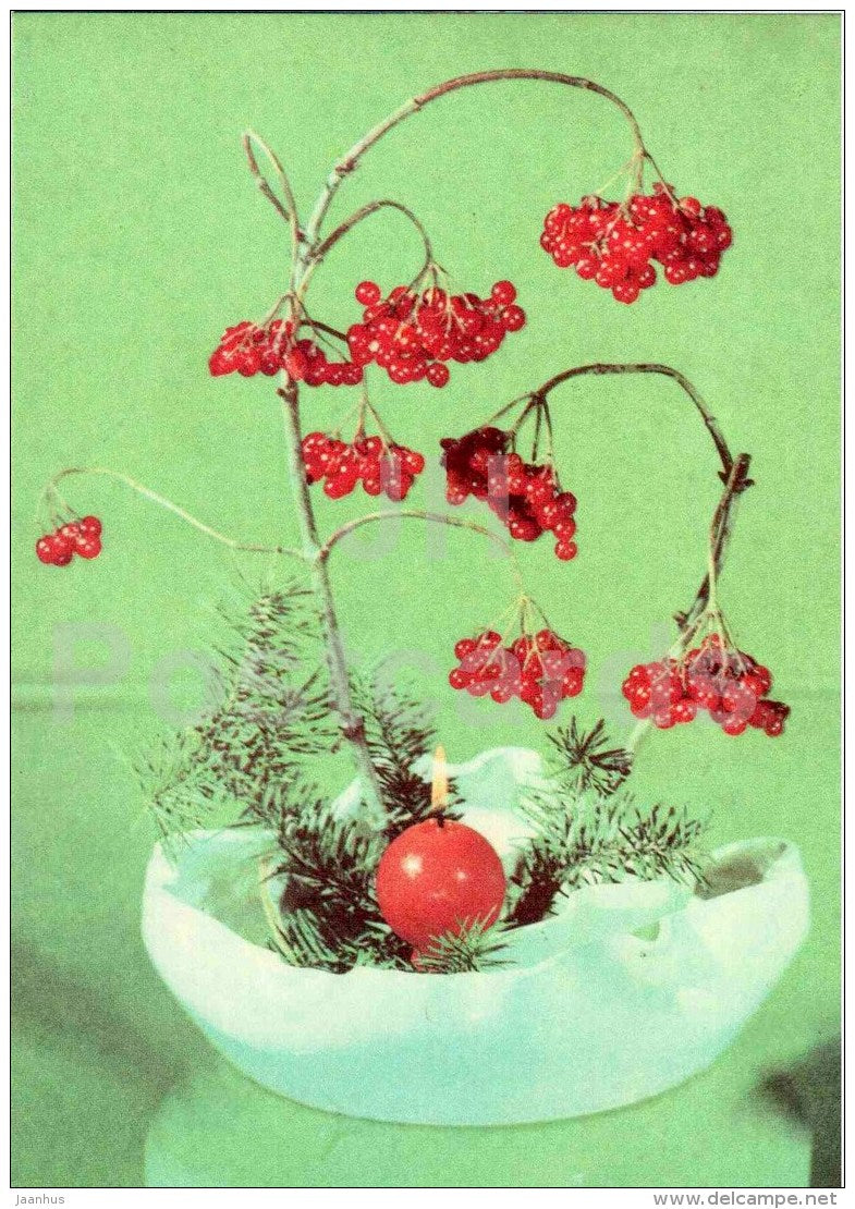 composition Towards the Warm - cranberry - candle - ikebana - 1979 - Estonia USSR - unused - JH Postcards