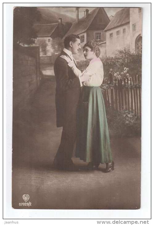 man and woman - couple - HB 07929/2 - old postcard - circulated in Estonia 1928 - used - JH Postcards